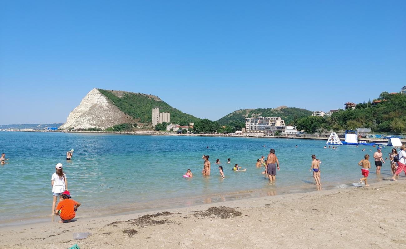 Photo of Gorodskoy Plyazh Kovarna with bright sand surface