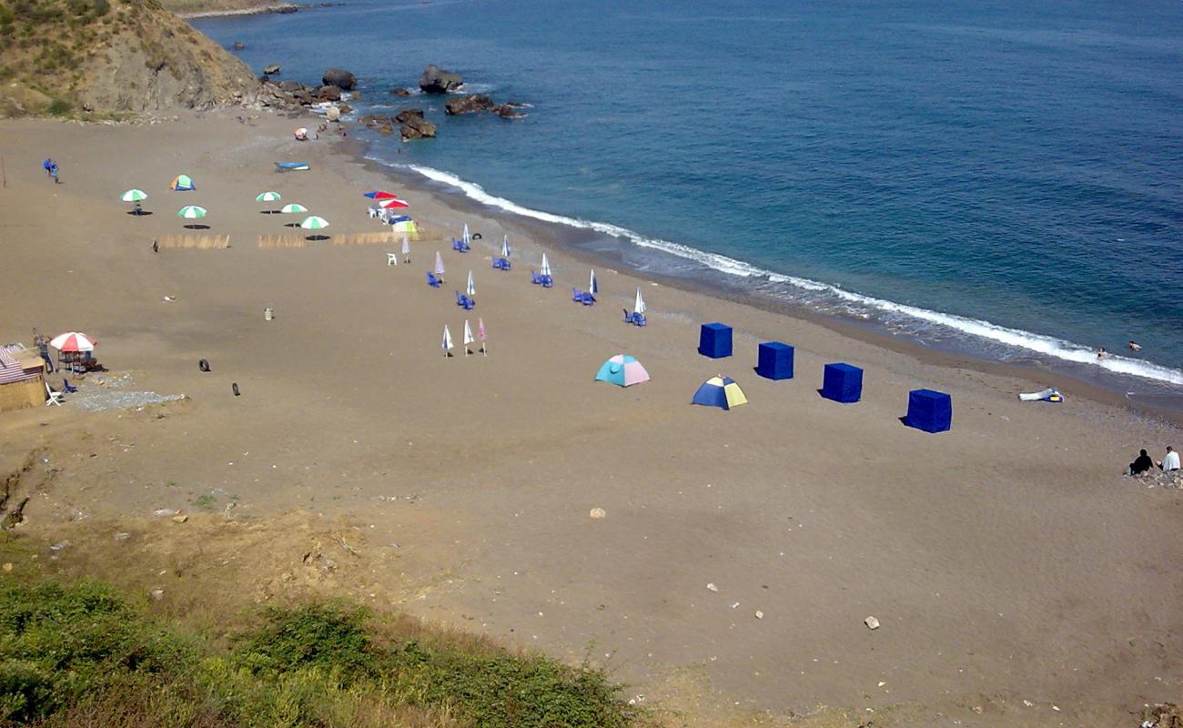 Photo of Plage d'El Oueldja with gray fine pebble surface