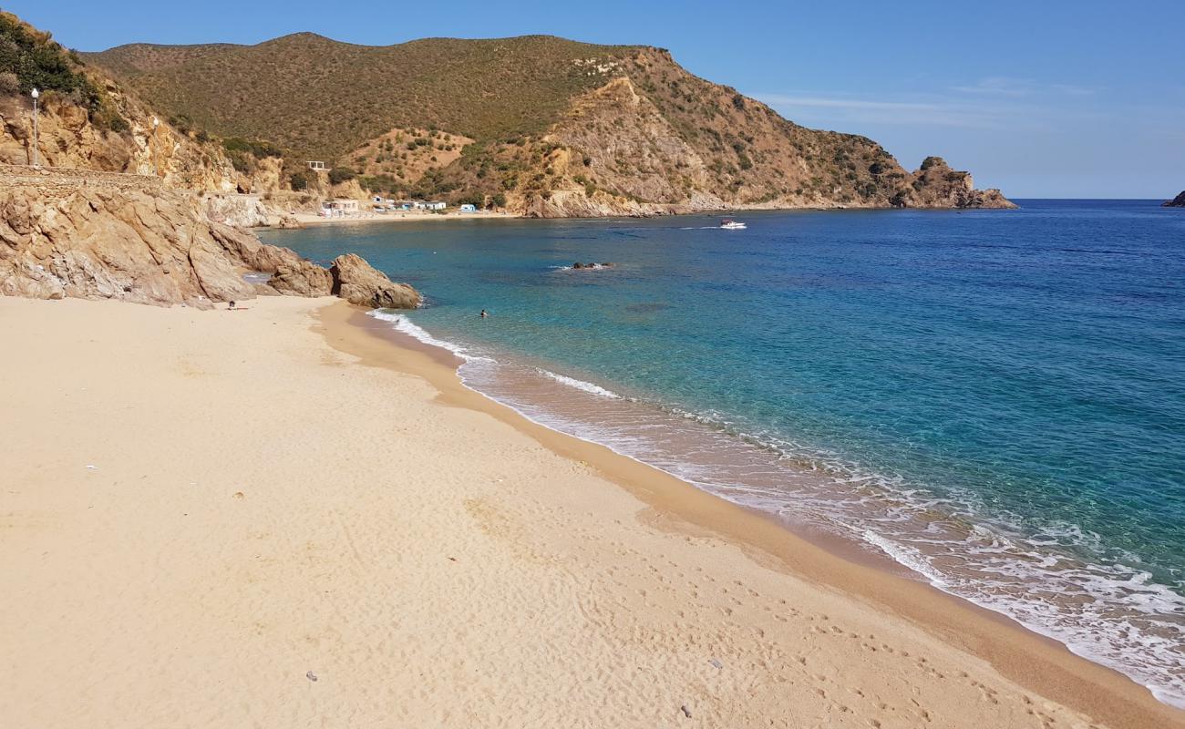 Photo of Plage chateau vert with bright sand surface