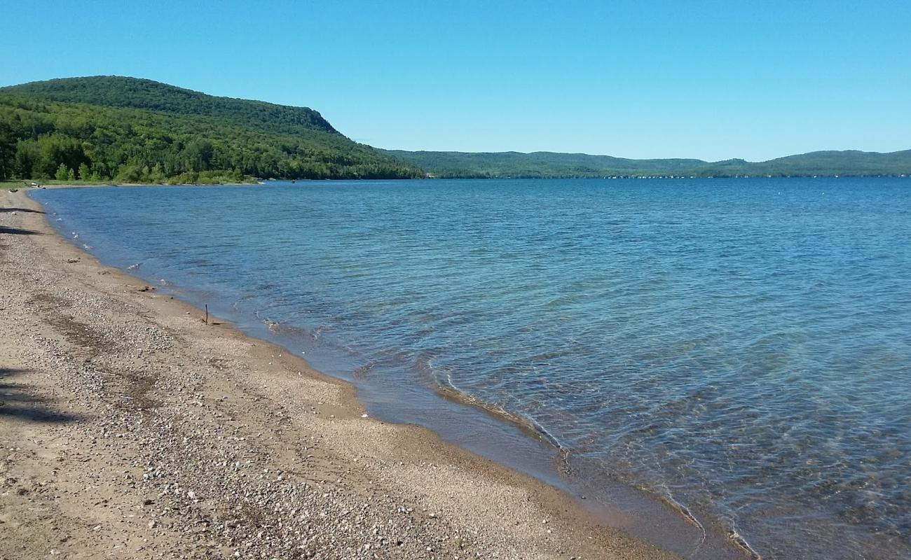 Photo of Harmony Beach with light sand &  pebble surface