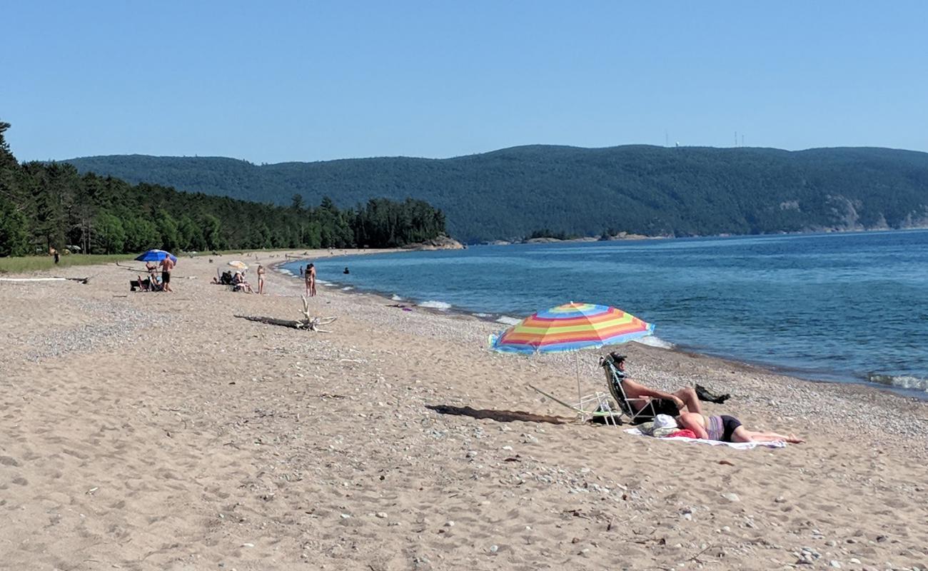 Photo of Agawa Bay with light sand &  pebble surface