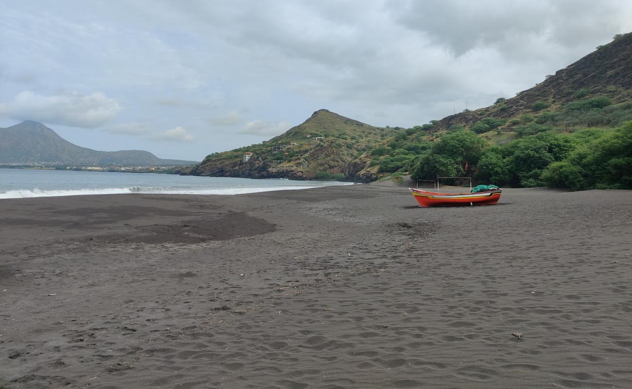 Photo of Silverbeach with gray sand surface