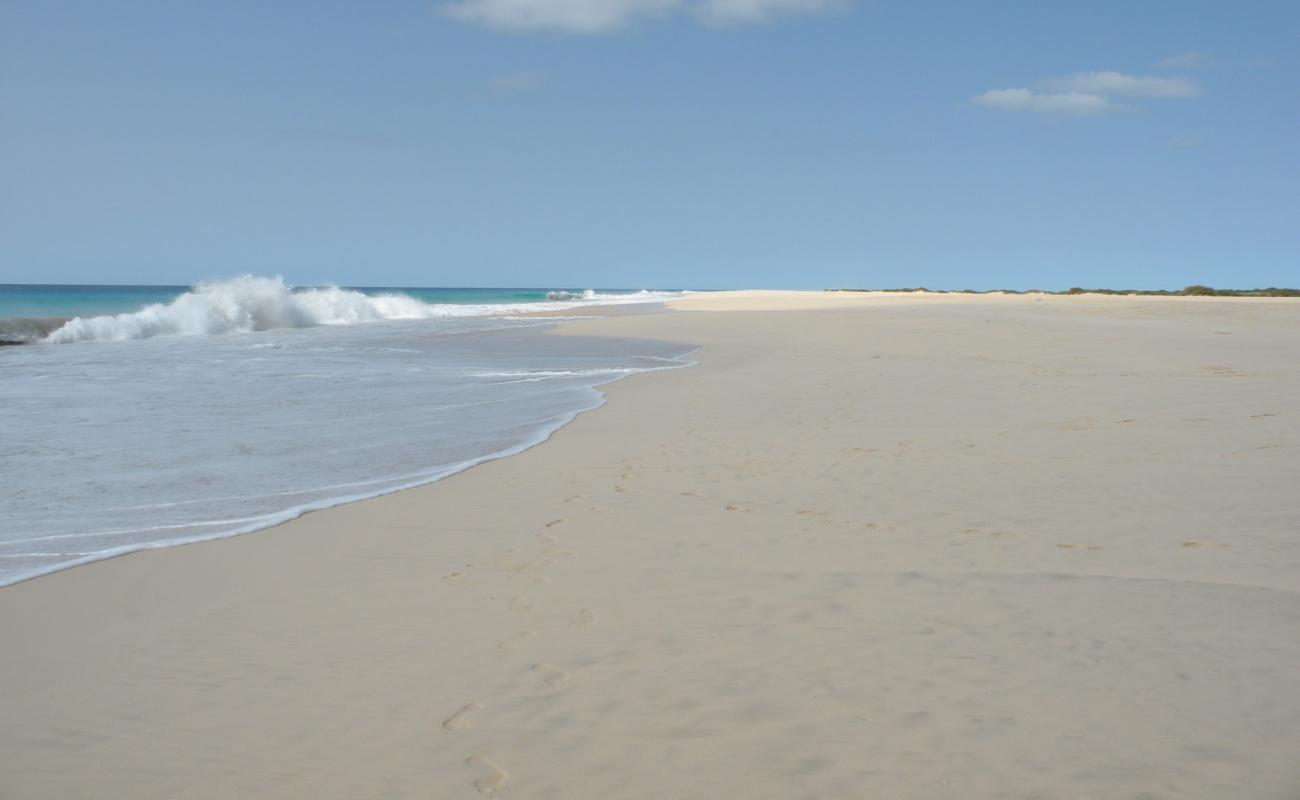 Photo of Carquejinha Beach with bright fine sand surface