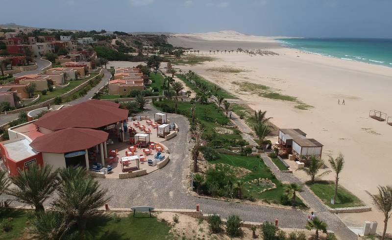 Photo of Chaves Beach with bright fine sand surface