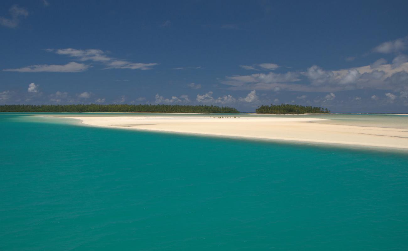 Photo of Aitutaki Sandbank with white fine sand surface