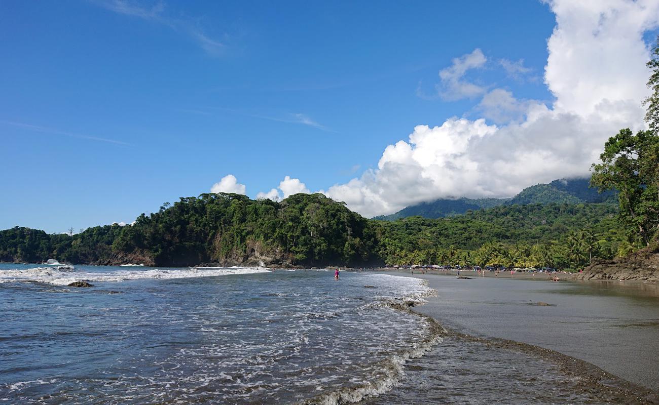 Photo of Dominicalito Beach with brown sand surface