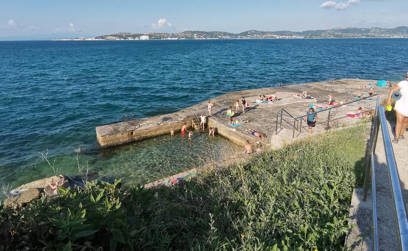 Photo of Crveni Vrh beach with concrete cover surface