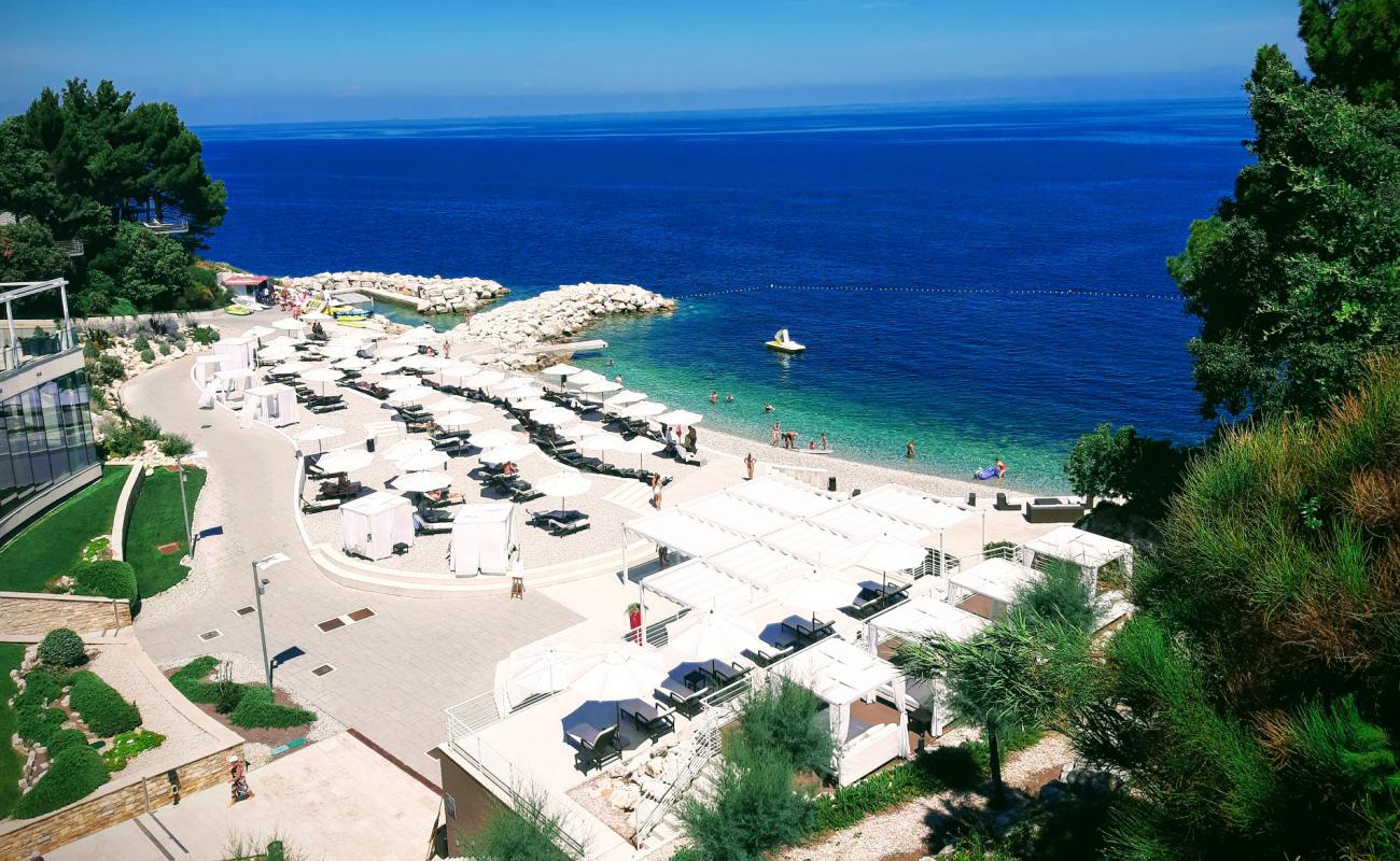 Photo of Kanova beach with light fine pebble surface