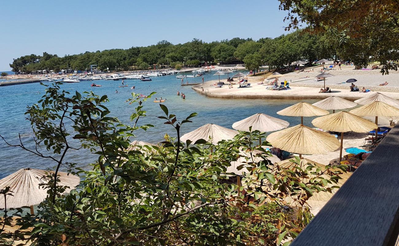 Photo of Vala beach with gray fine pebble surface