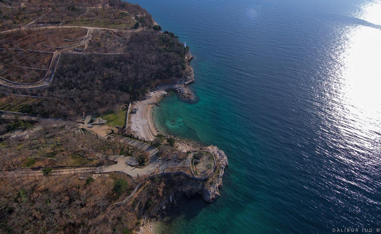 Photo of Pekna beach with rocks cover surface