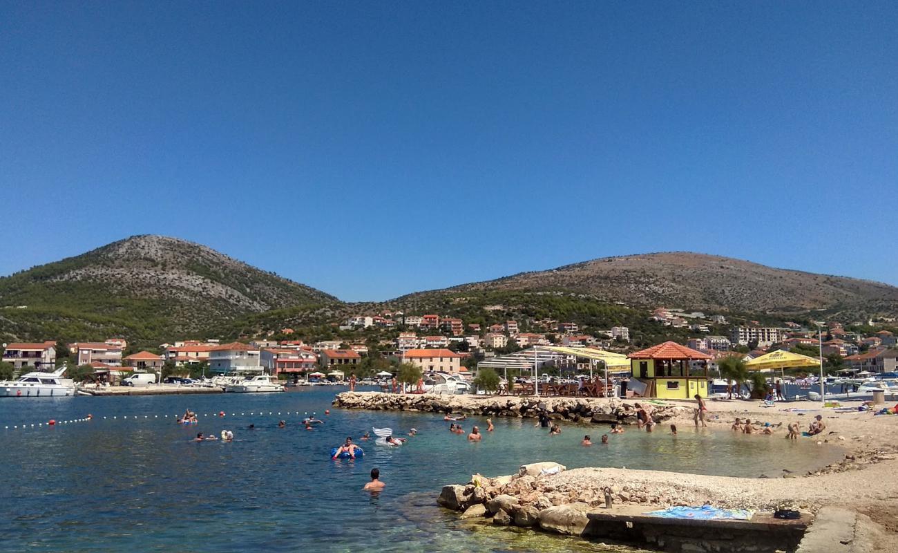 Photo of Plaza Vranjica with light fine pebble surface