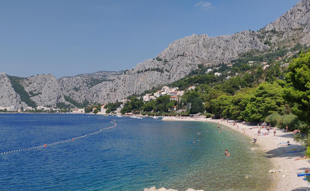 Photo of Brzet beach with light fine pebble surface