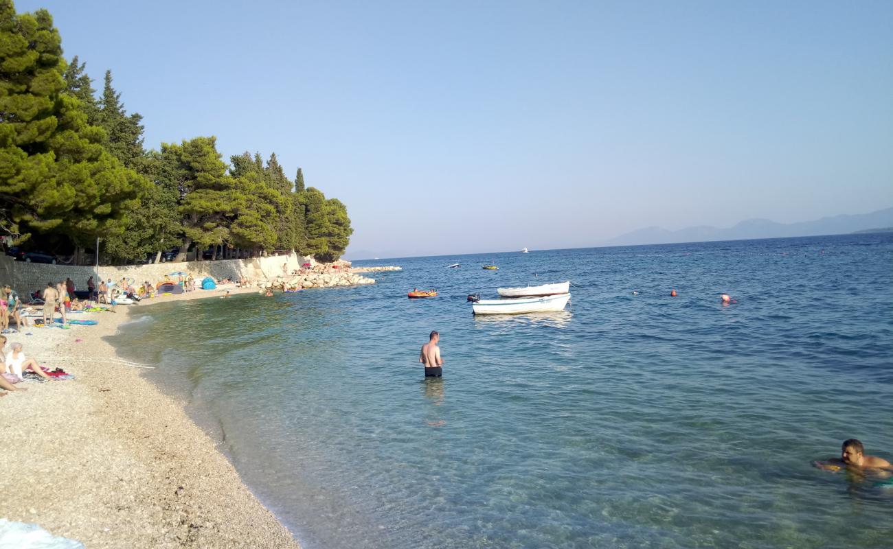 Photo of Plaza Mala Duba with light fine pebble surface