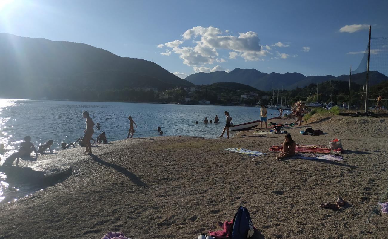 Photo of Trg Ploca beach with brown fine pebble surface