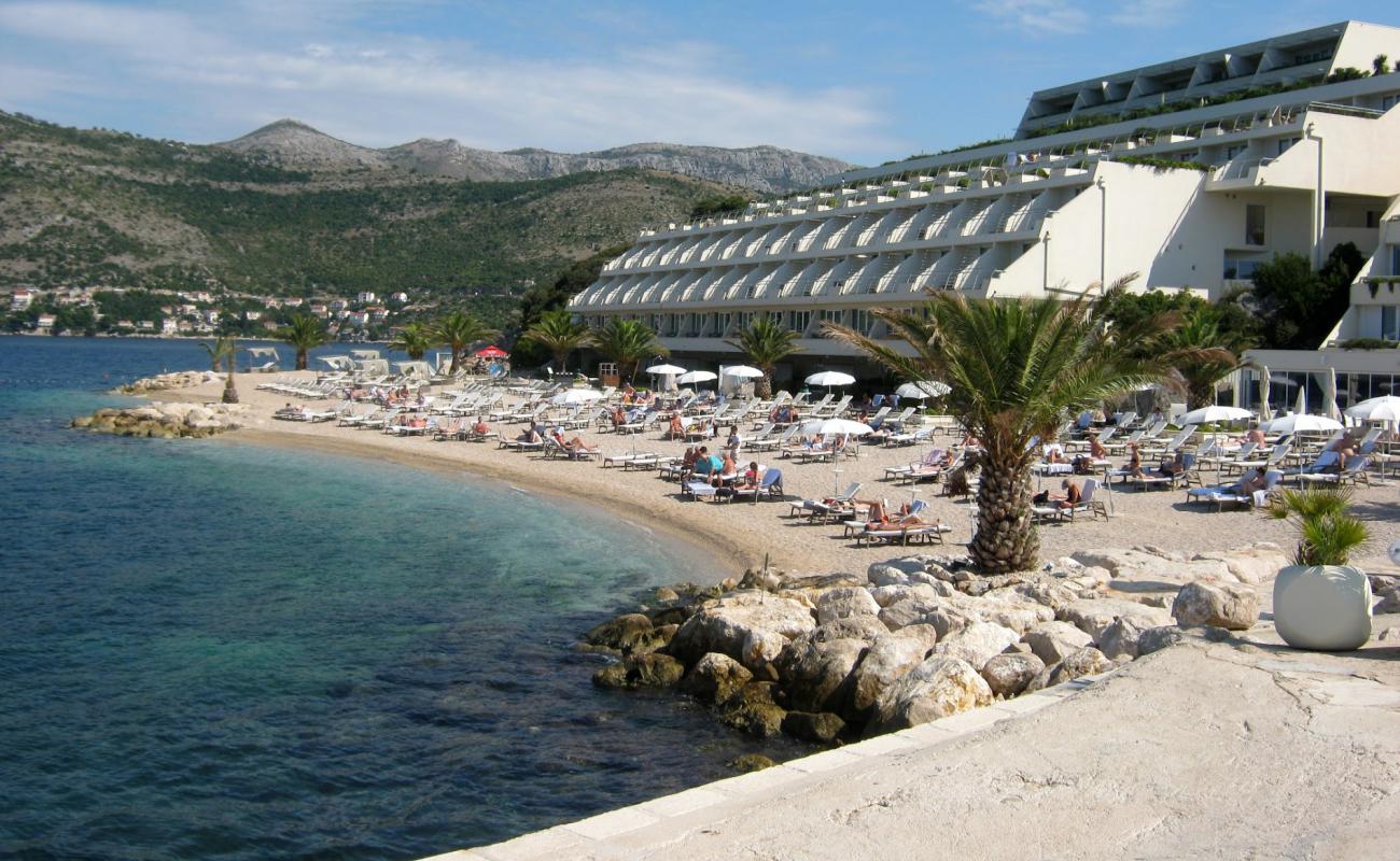 Photo of President beach with light fine pebble surface