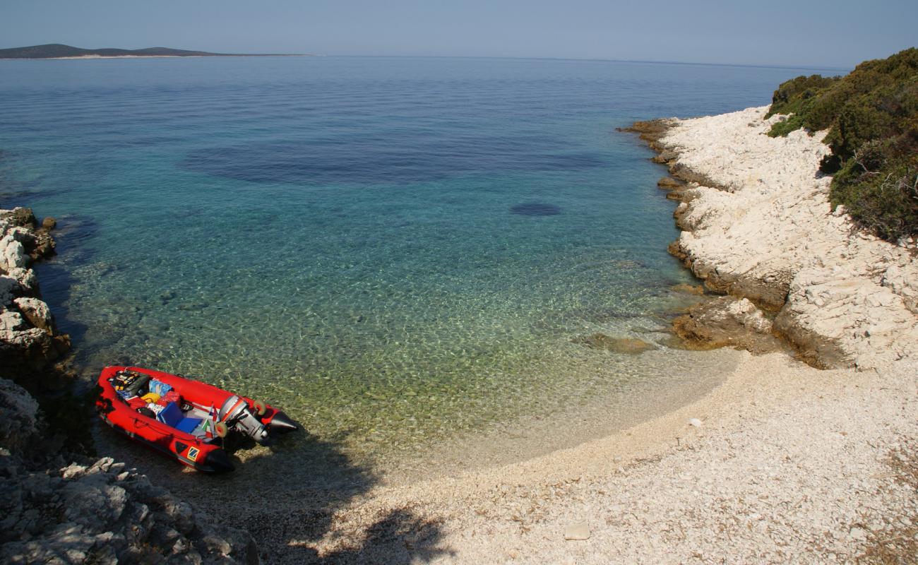 Photo of Zal beach II with white pebble surface