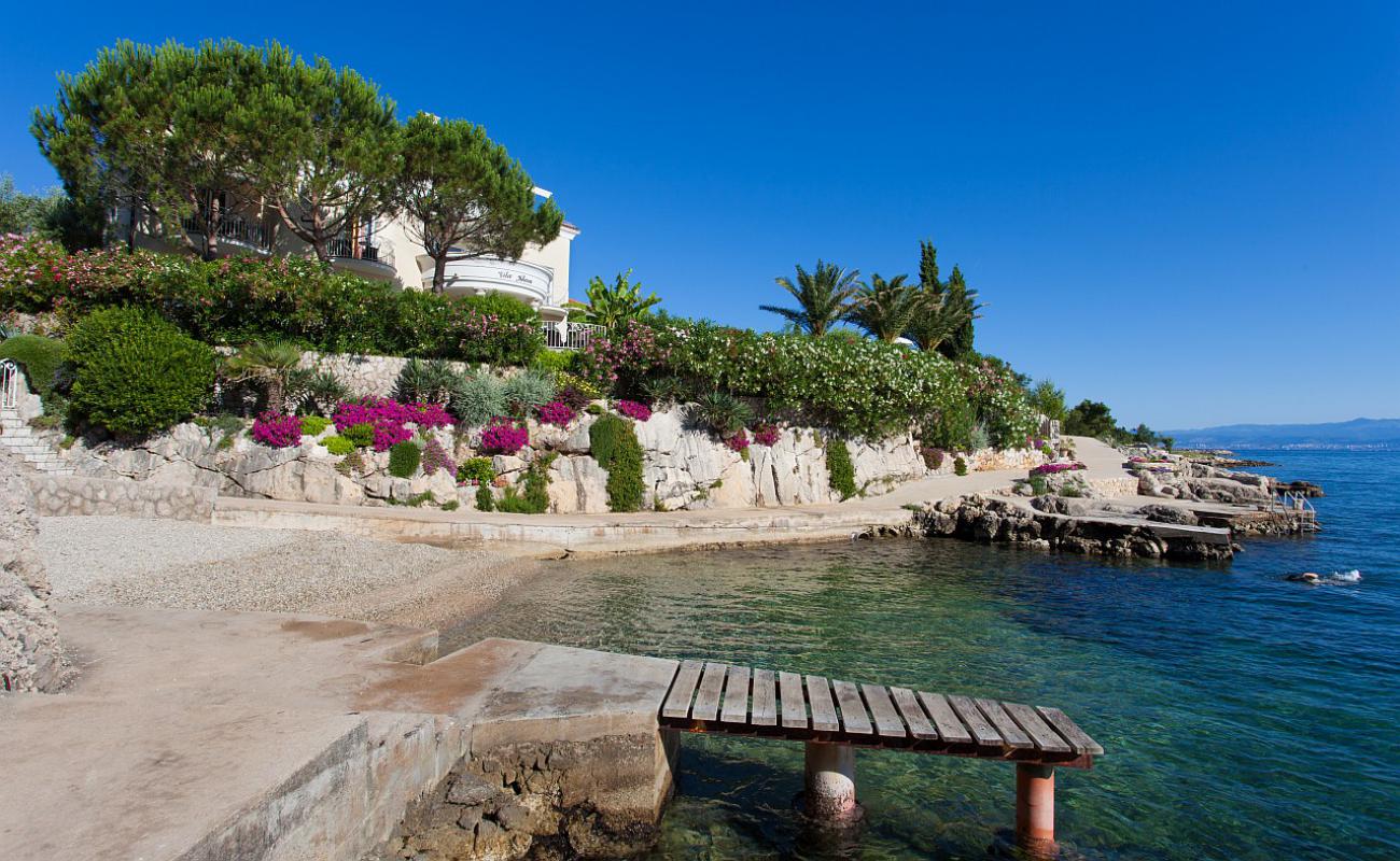 Photo of Vantacici beach with light fine pebble surface