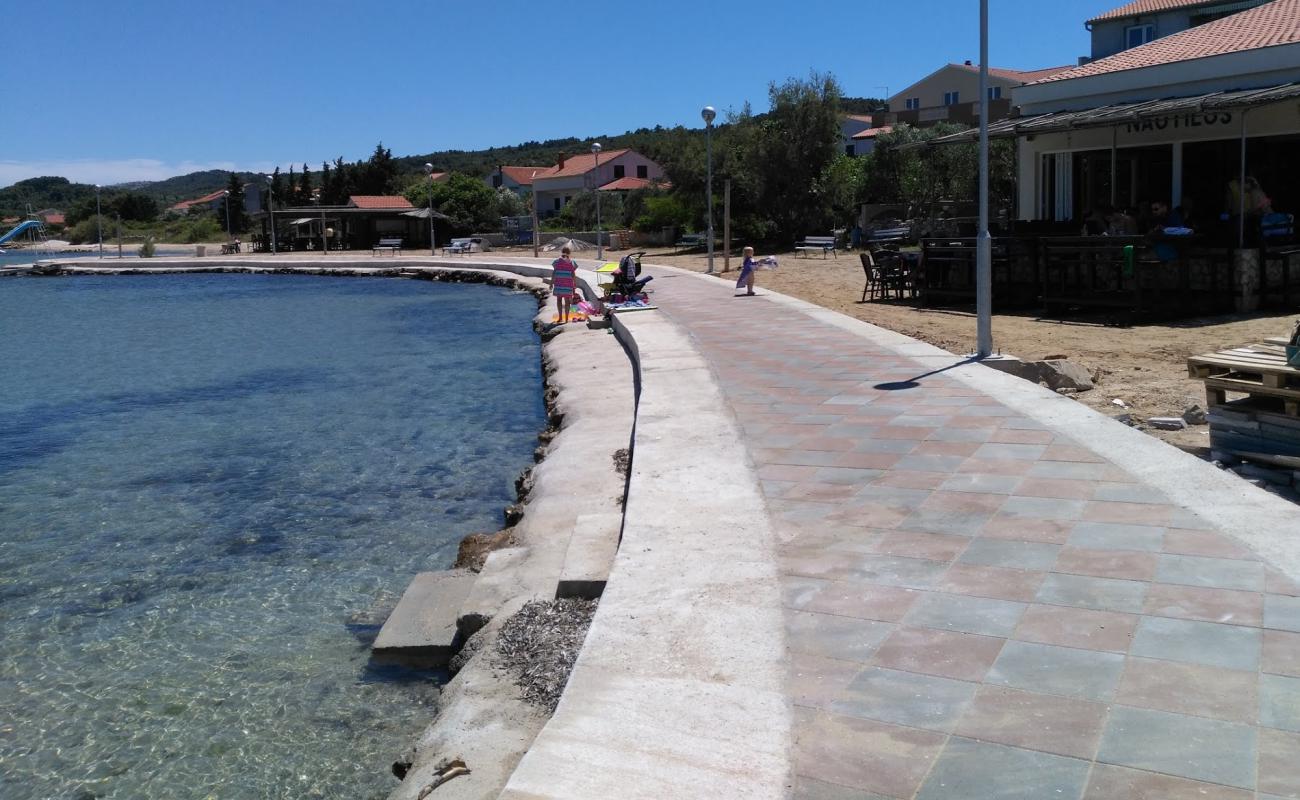 Photo of Plaza Dobropoljana with light fine pebble surface