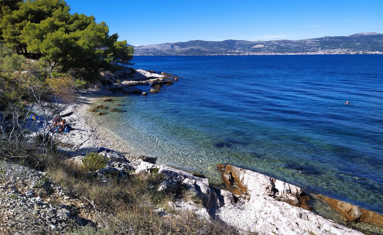 Photo of Karyna beach with light pebble surface