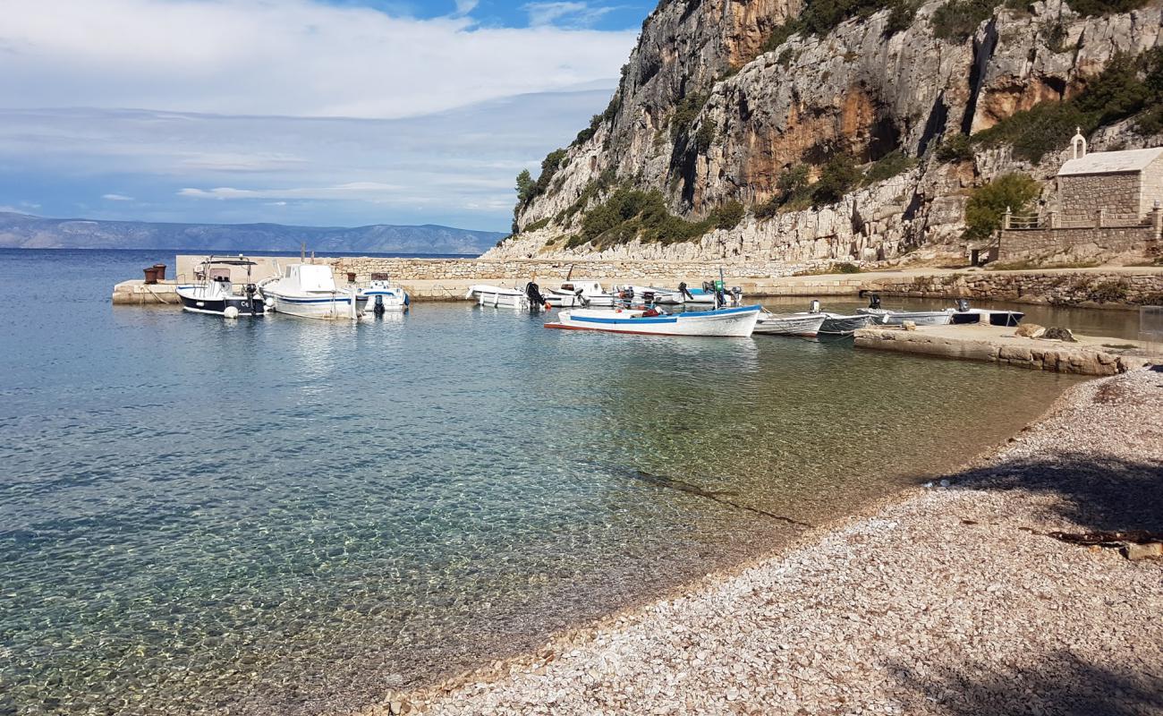 Photo of Velika Stiniva beach with light pebble surface