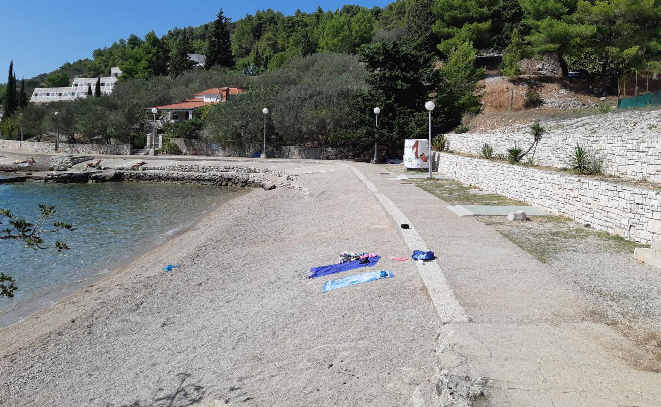 Photo of Plitvine beach with light fine pebble surface