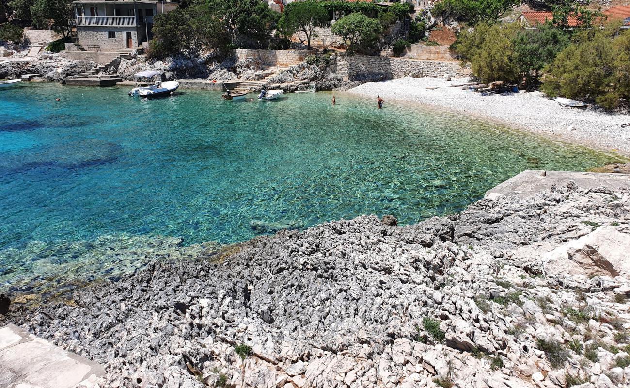 Photo of Rasohatica beach with white pebble surface