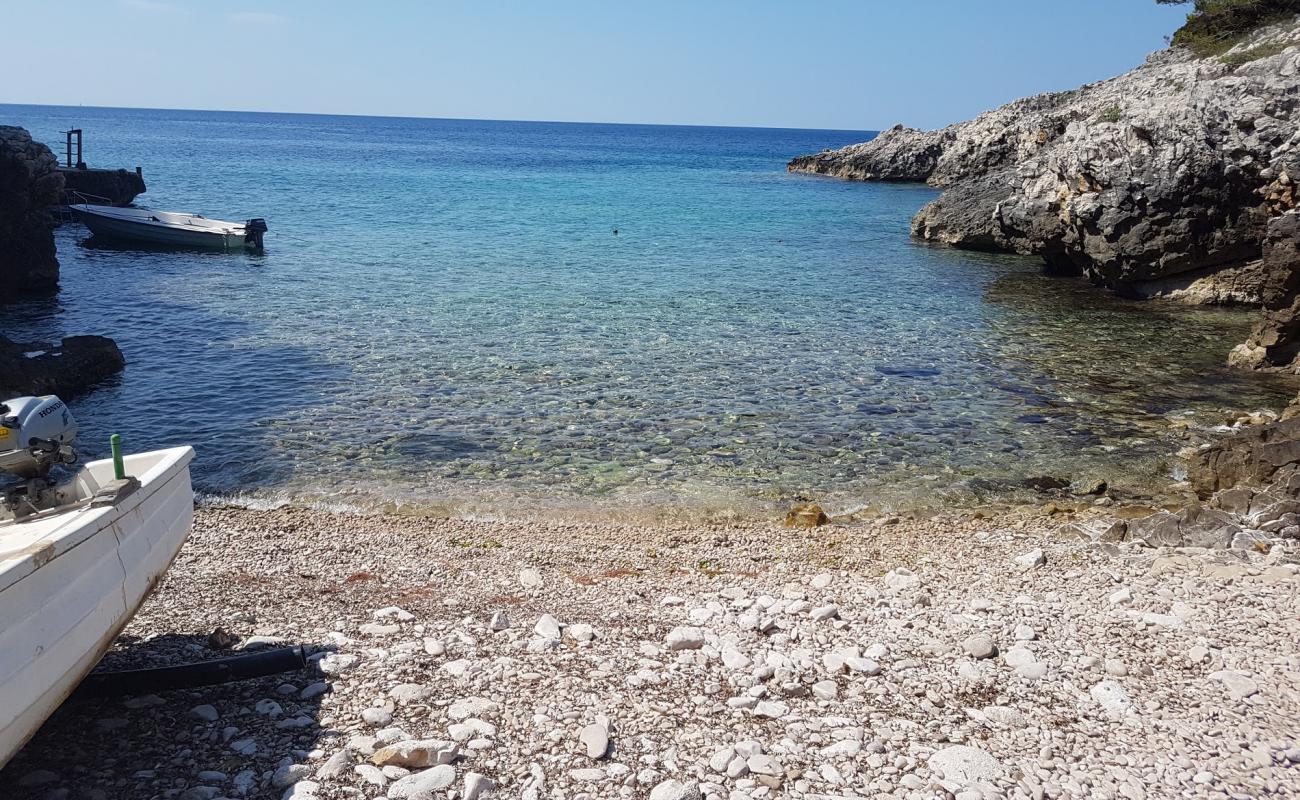 Photo of Kavala beach with white pebble surface