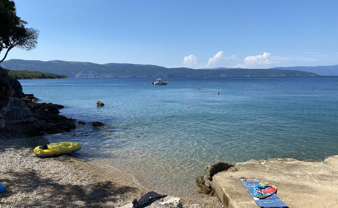 Photo of Uvala Cavlena Beach with gray fine pebble surface