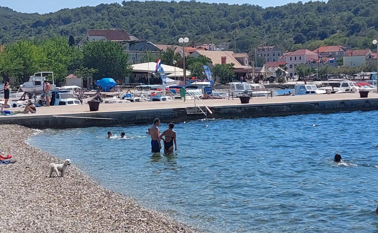 Photo of Trutin Beach with gray pebble surface