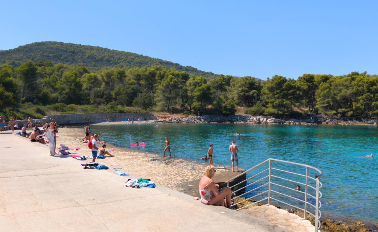 Photo of Beach Lanterna with concrete cover surface