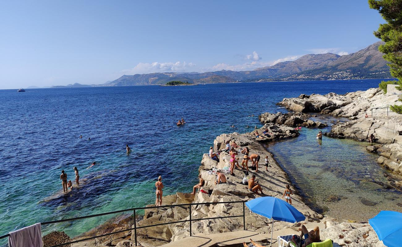 Photo of Beach Kamen Mali with rocks cover surface