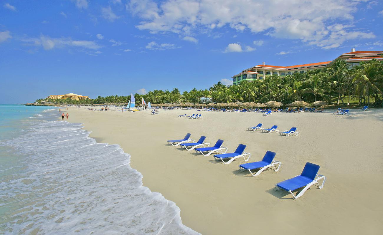 Photo of Varadero beach with bright fine sand surface