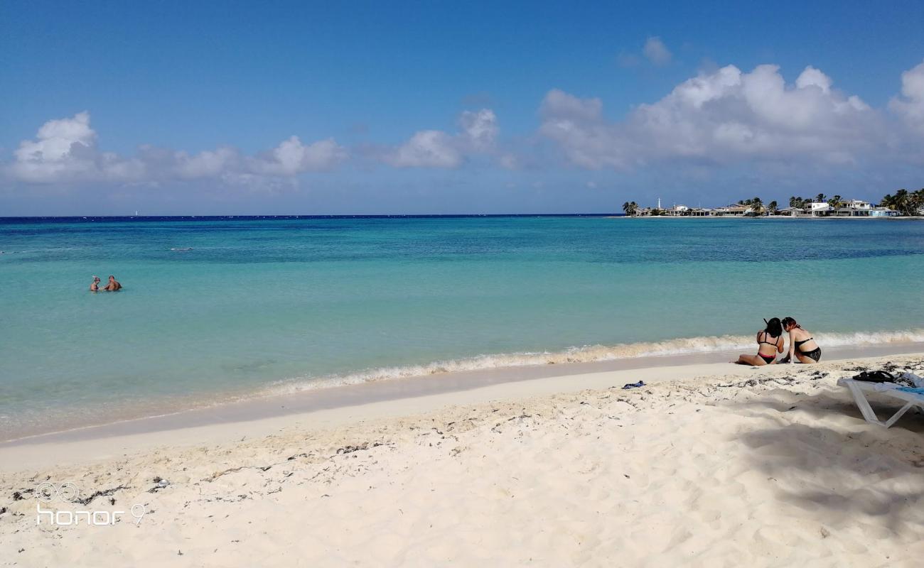 Photo of Playa Bonita with bright fine sand surface