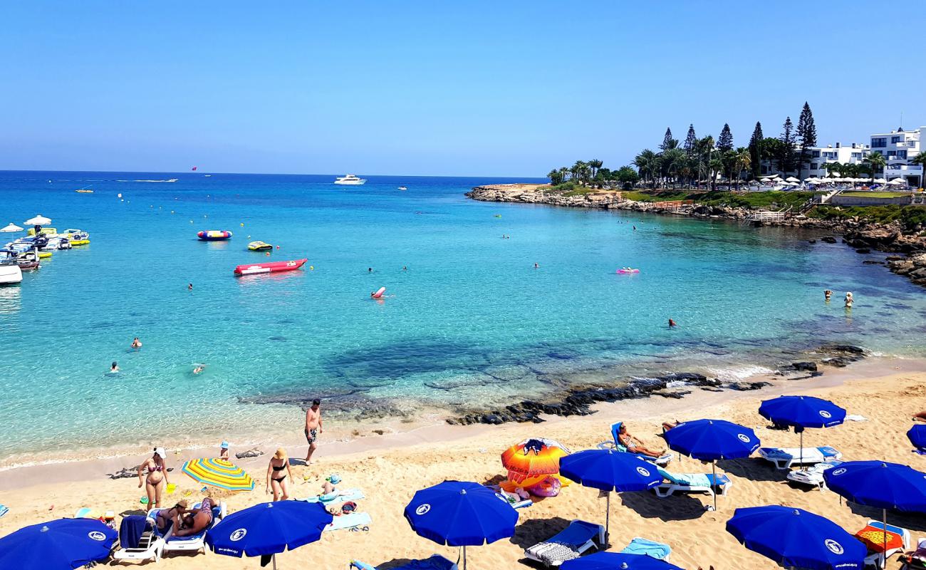 Photo of Nisia Loumbardi beach with bright sand surface