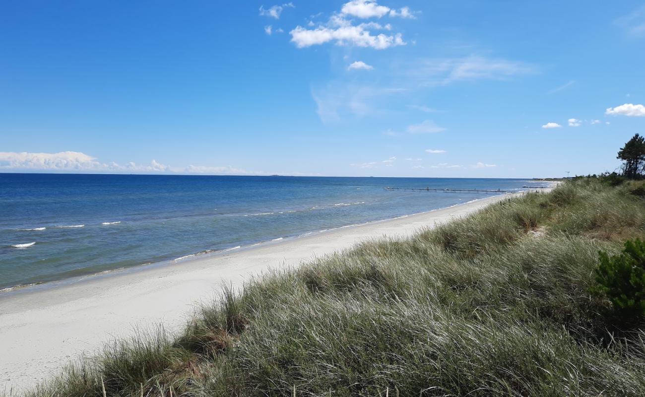 Photo of Bratten Beach with bright sand surface