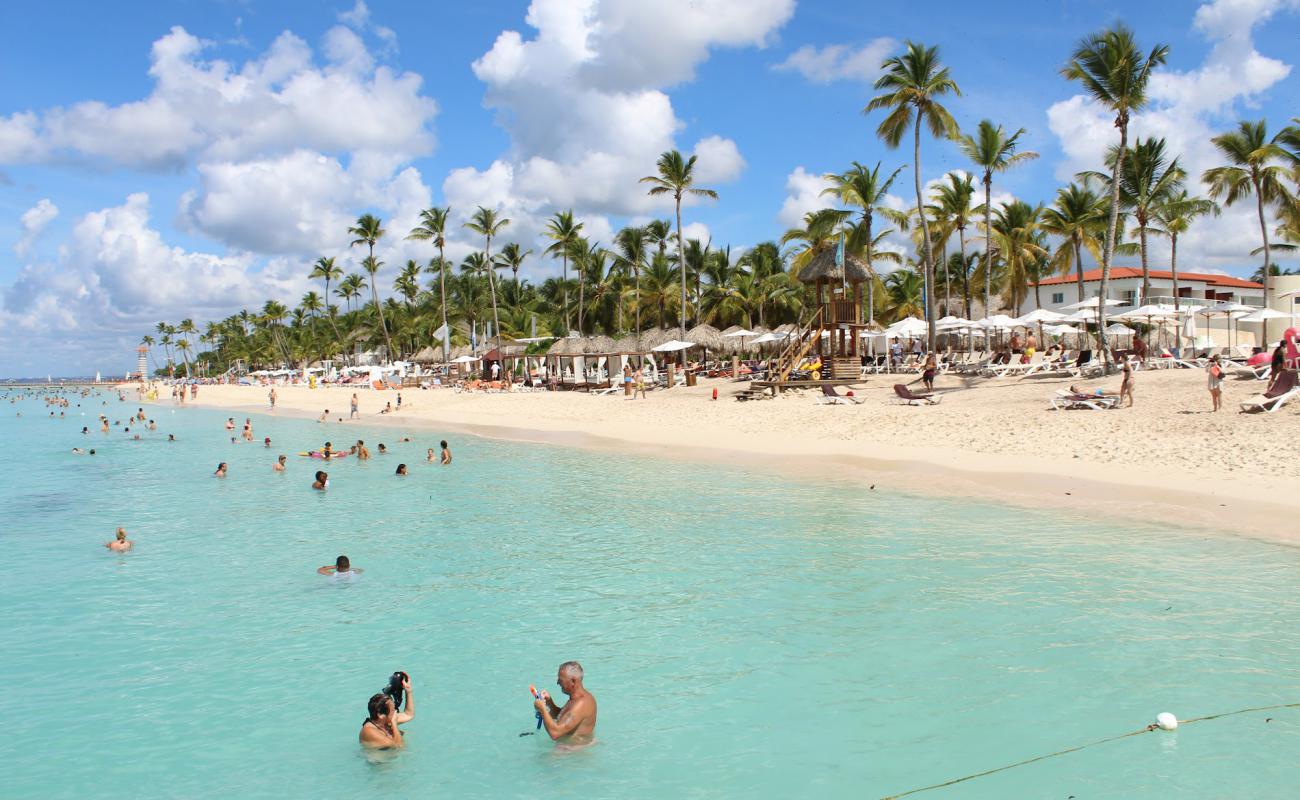 Photo of Dominicus beach with bright fine sand surface