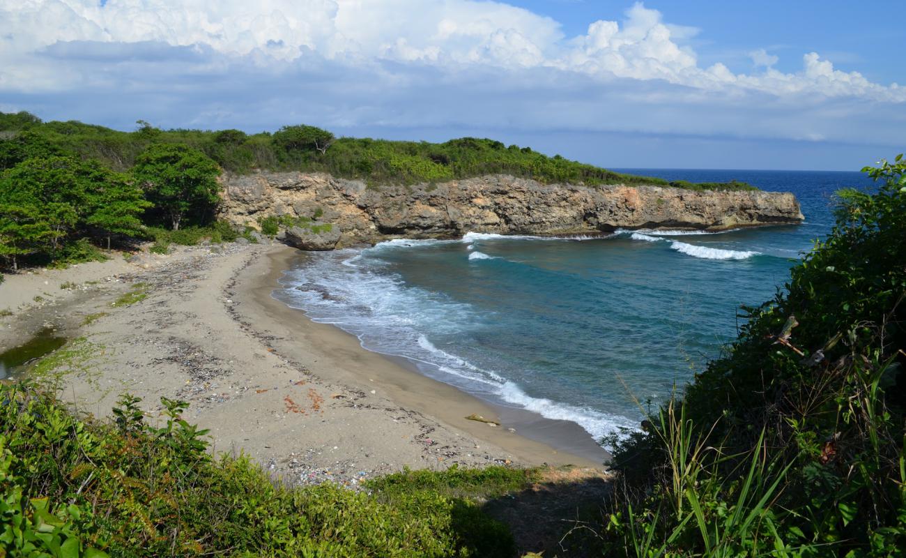 Photo of Los Nonos beach with gray sand surface