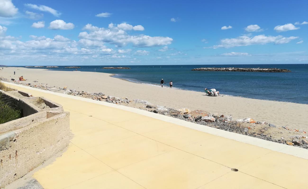 Photo of Barcares beach II with bright fine sand surface