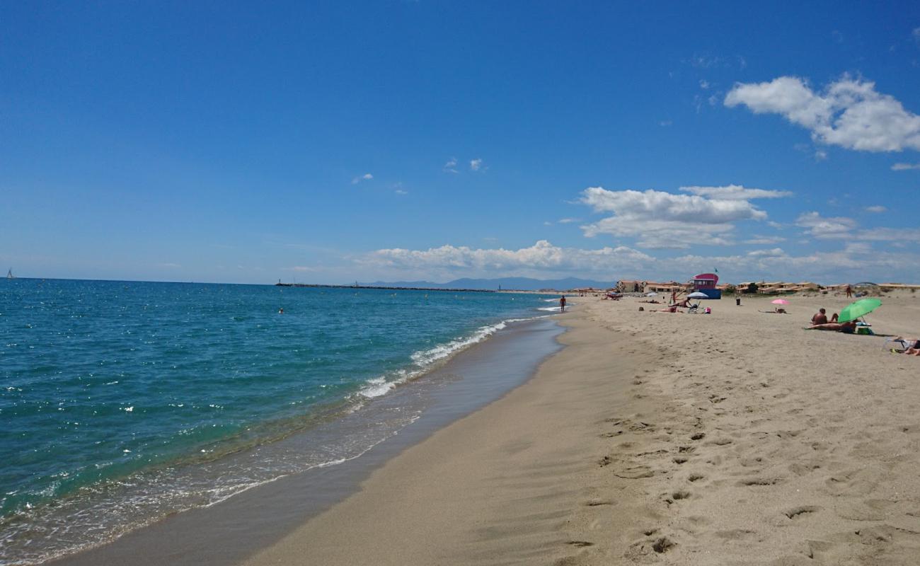 Photo of Port Leucate FKK with bright fine sand surface