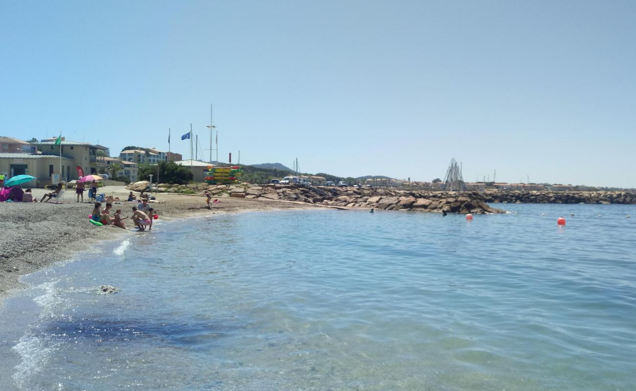 Photo of Plage de la Coudouliere II with gray fine pebble surface