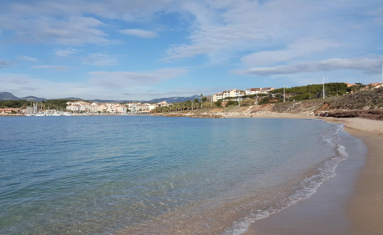 Photo of Plage du Rayolet with gray sand surface