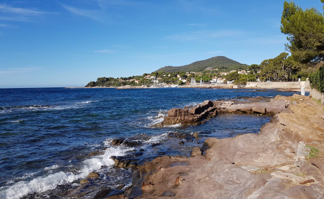 Photo of Plage Frederic Chopin with rocks cover surface