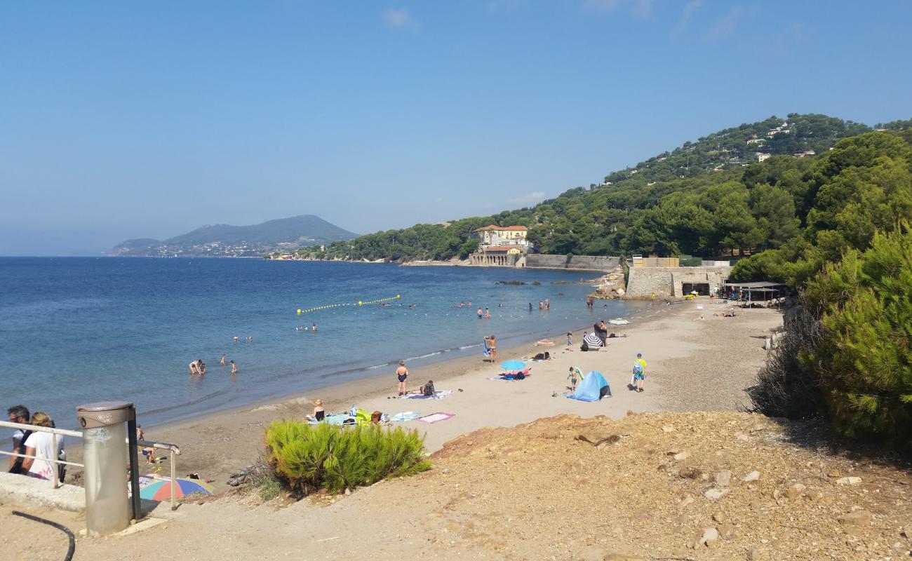 Photo of Plage du Port Helene with bright sand surface