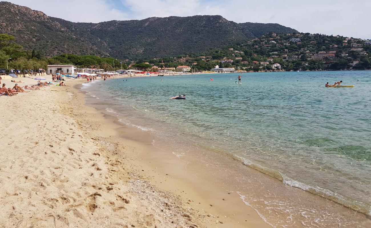 Photo of Saint-Clair beach with bright sand surface