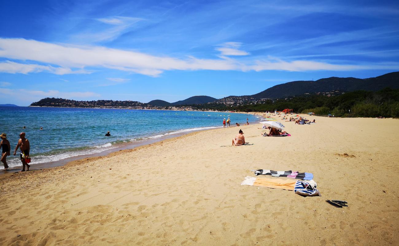 Photo of Debarquement Beach with bright fine sand surface