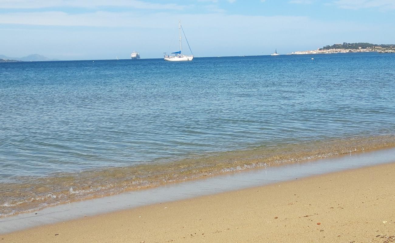 Photo of Marina Cogolin beach with bright sand surface