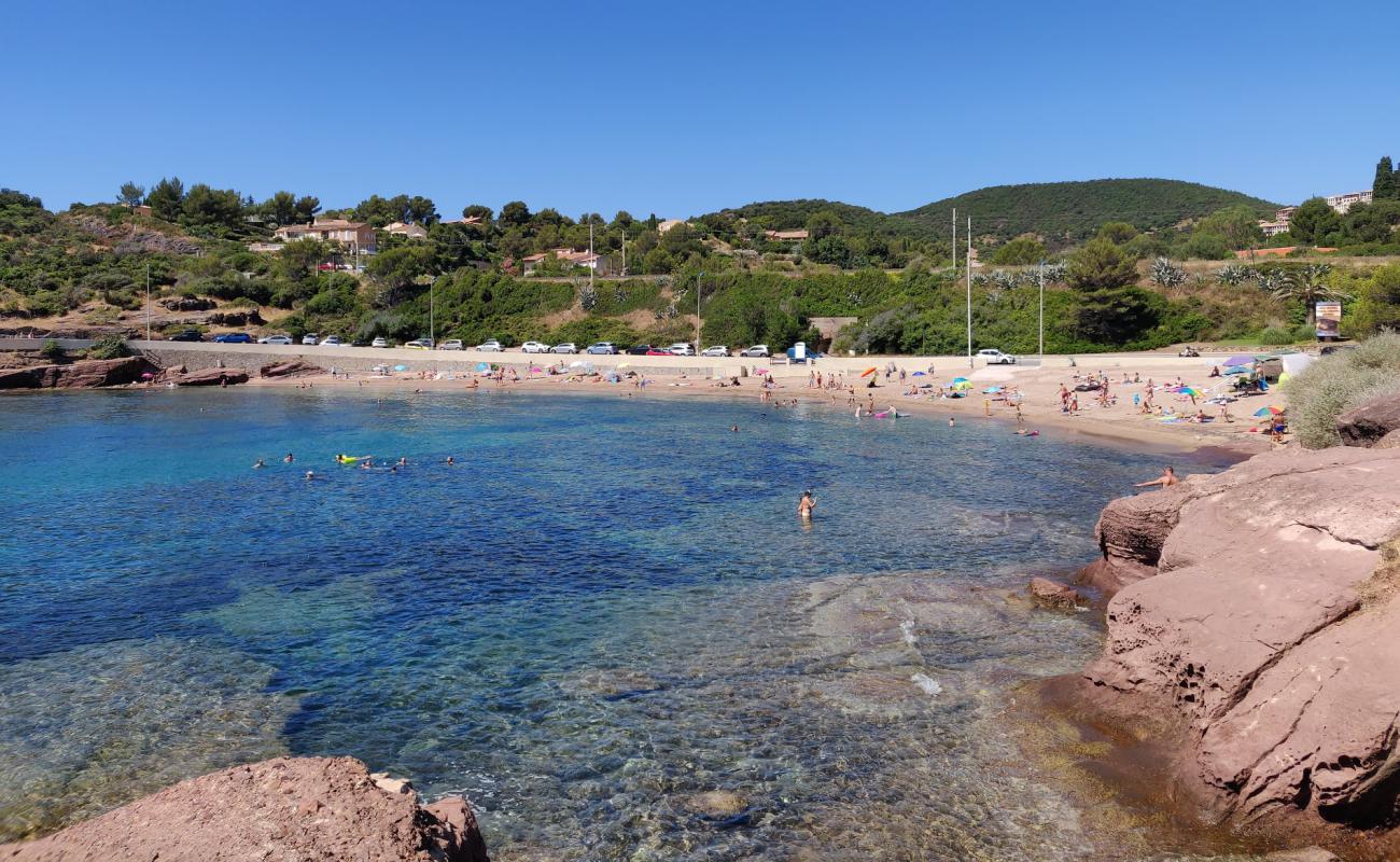 Photo of Plage du Pourrousset with bright sand surface