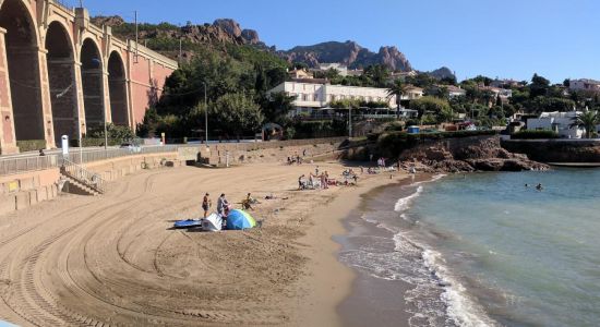 Calanque d'AnthEor beach