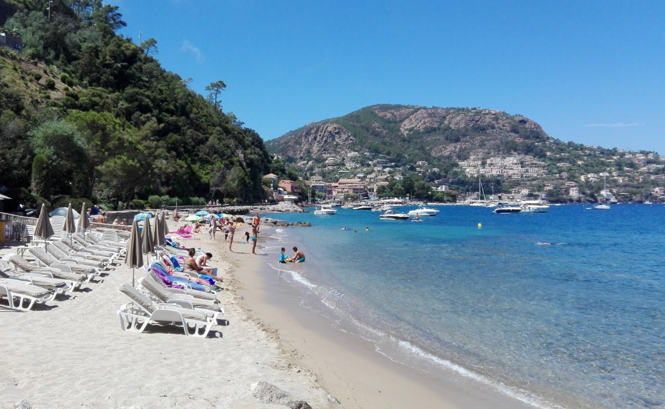 Photo of Petite Fontaine beach with bright fine sand surface