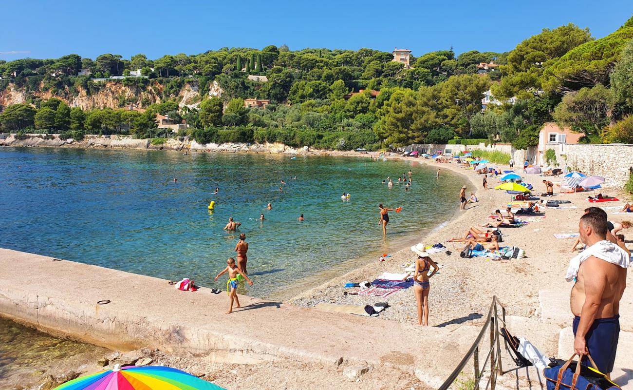 Photo of Plage de la Fosse with light pebble surface